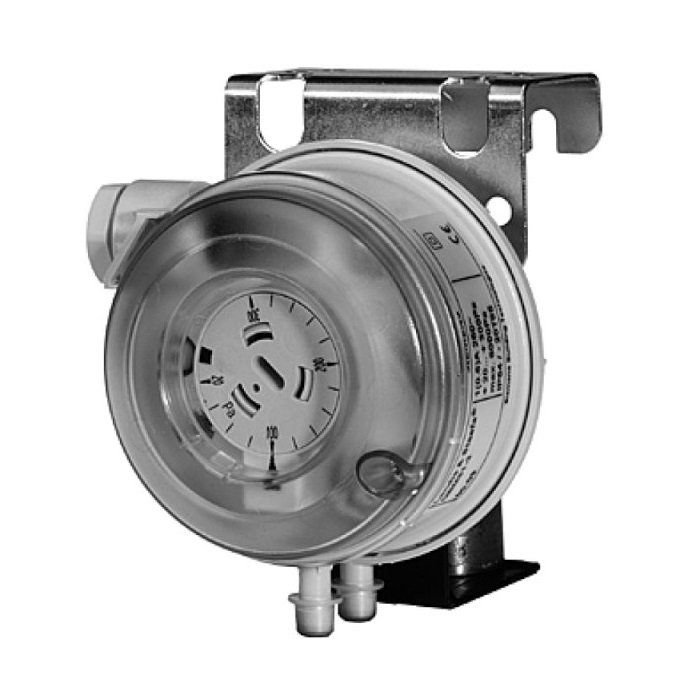 Датчик перепада давления (прессостат) QBM81, Siemens
